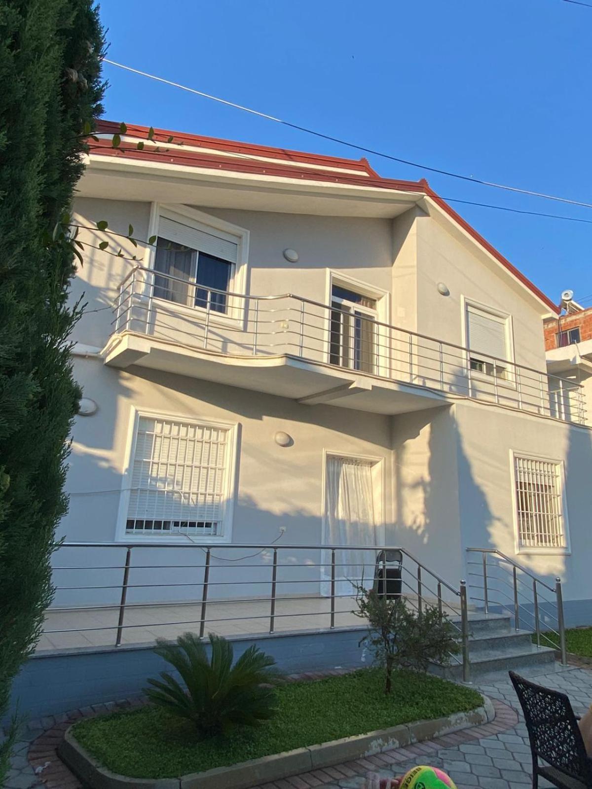 Twin's Durrës