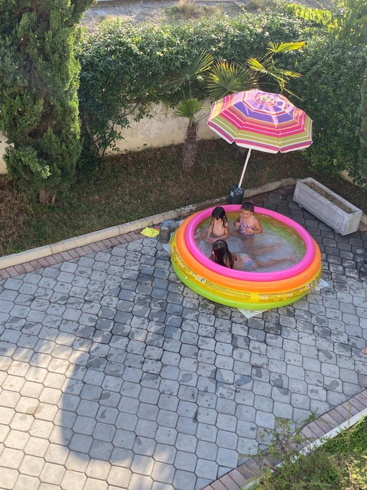 Twin's Pensión Durrës